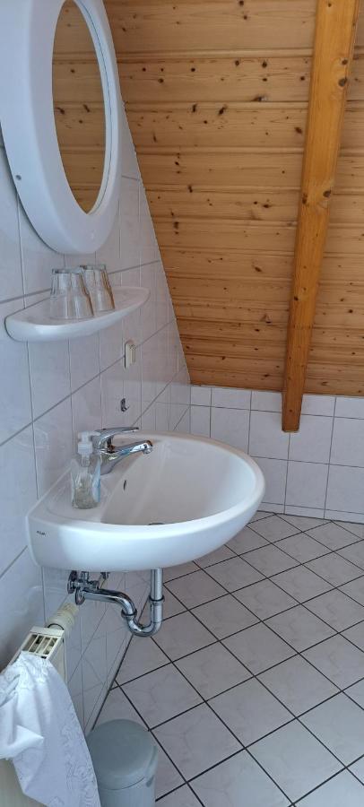 B&B Talstation Ferienwohnung Fuer 2 Personen Horselberg-Hainich Exterior photo